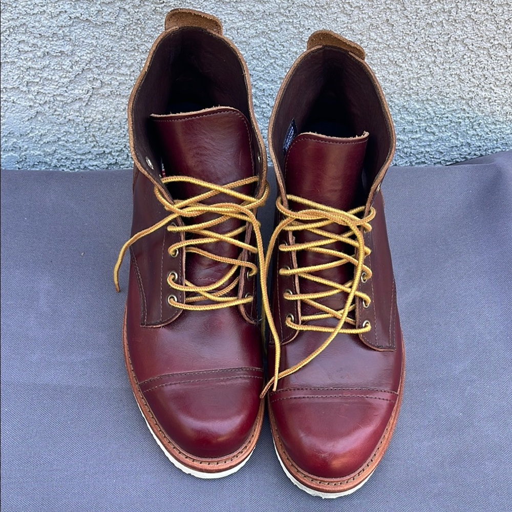 Vibram Brown Tan Boots Classic Leather Design